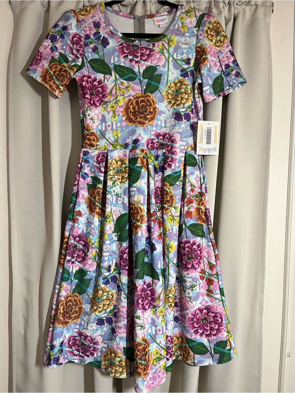LuLaRoe Amelia Lavender Floral Fit & Flare Dress with Green Leaves